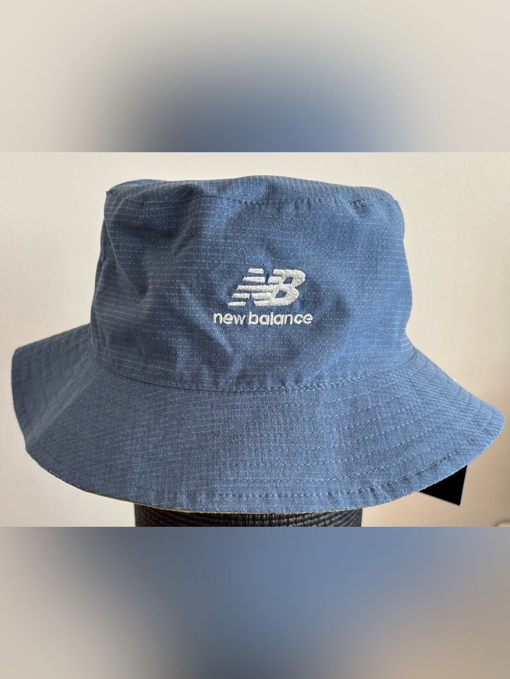 NEW BALANCE Bucket Hat